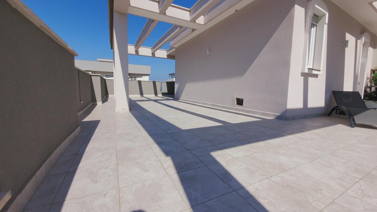 Insula Maris Villa Trani Exterior photo